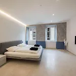 App 1 Palazzo Cavour